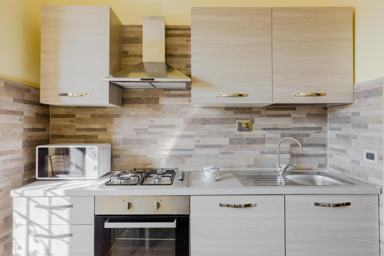 Le Rondini Apartment, 5 Persone, 2 Balconi, Policlinico Tor Vergata E Casilino Roma Ngoại thất bức ảnh