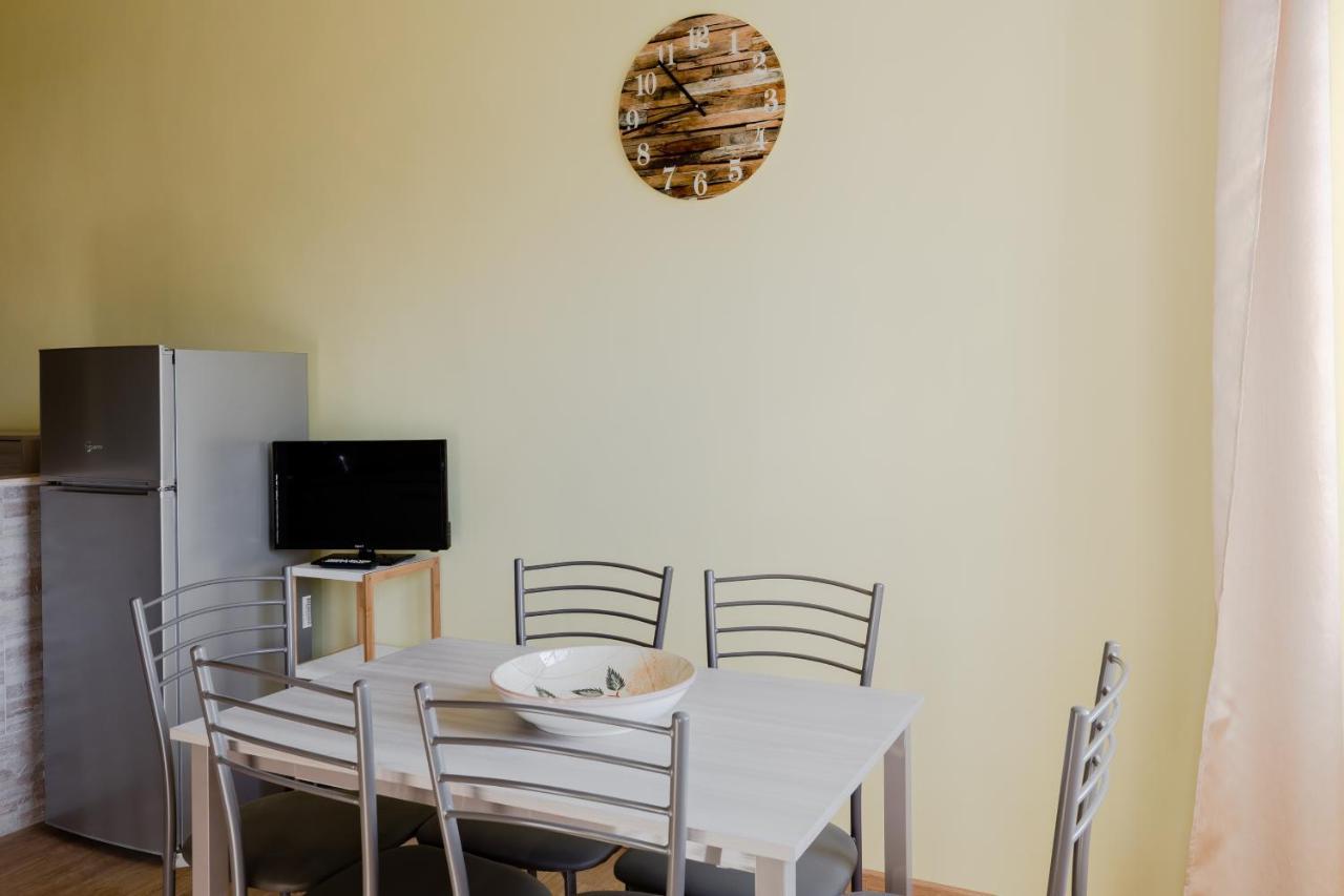 Le Rondini Apartment, 5 Persone, 2 Balconi, Policlinico Tor Vergata E Casilino Roma Ngoại thất bức ảnh