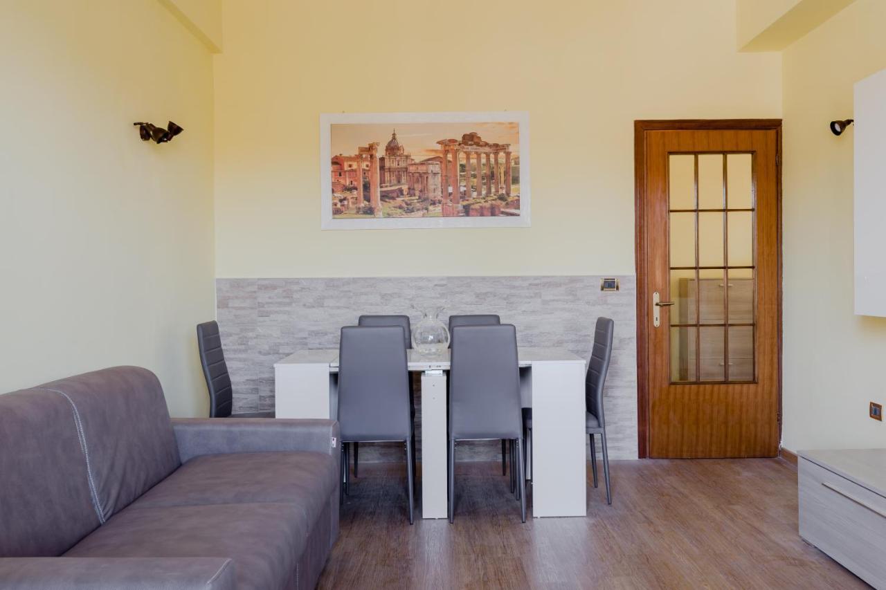 Le Rondini Apartment, 5 Persone, 2 Balconi, Policlinico Tor Vergata E Casilino Roma Ngoại thất bức ảnh