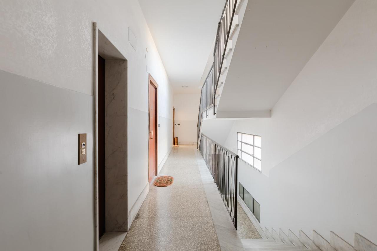 Le Rondini Apartment, 5 Persone, 2 Balconi, Policlinico Tor Vergata E Casilino Roma Ngoại thất bức ảnh